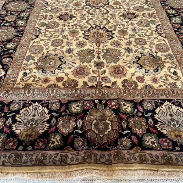 0410 - Indian Style Oriental Rug - 8x10