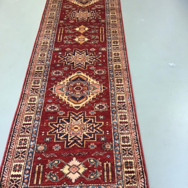 1687 - Kazak / Pak / Runner Style Runner - 3x10